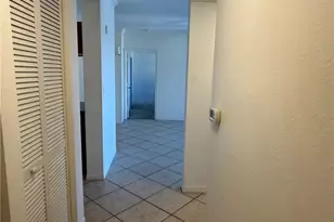 6458 Emerald Dunes Dr, West Palm Beach, FL 33411 - Photo 3