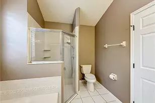 974 SW Worcester Ln, Port Saint Lucie, FL 34953 - Photo 25