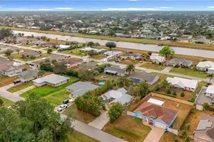 974 SW Worcester Ln, Port Saint Lucie, FL 34953 - Photo 13