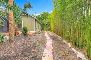 974 SW Worcester Ln, Port Saint Lucie, FL 34953 - Photo 79