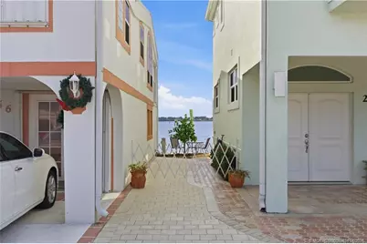 255 Nettles Boulevard, Jensen Beach, FL 34957 - Photo 33