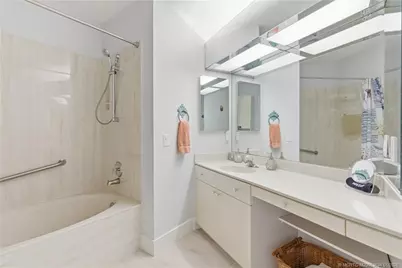 255 Nettles Boulevard, Jensen Beach, FL 34957 - Photo 17