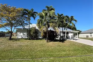 981 SW Bay State Rd, Port Saint Lucie, FL 34953 - Photo 3