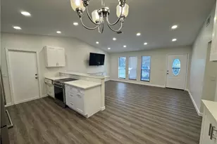 981 SW Bay State Rd, Port Saint Lucie, FL 34953 - Photo 5