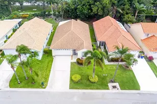 2033 SW Olympic Club Terrace, Palm City, FL 34990 - Photo 9