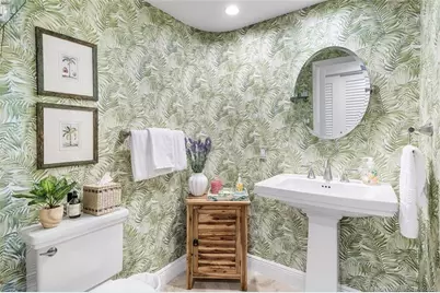 2001 SE Sailfish Point Boulevard #105, Stuart, FL 34996 - Photo 33