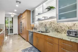 2001 SE Sailfish Point Blvd, Stuart, FL 34996 - Photo 17