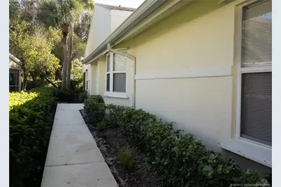 2425 SW Foxpoint Trail, Palm City, FL 34990 - Photo 3