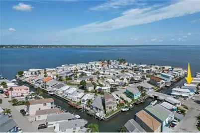 140 Nettles Boulevard, Jensen Beach, FL 34957 - Photo 19