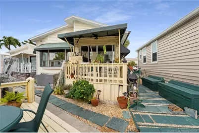 140 Nettles Boulevard, Jensen Beach, FL 34957 - Photo 17