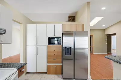 2905 SE Glasgow Drive, Stuart, FL 34997 - Photo 17