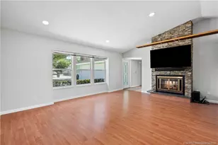 2905 SE Glasgow Dr, Stuart, FL 34997 - Photo 13