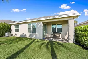 1610 NE Skyhigh Ter, Jensen Beach, FL 34957 - Photo 31