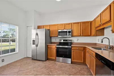 581 NW Broken Oak Trail, Jensen Beach, FL 34957 - Photo 17