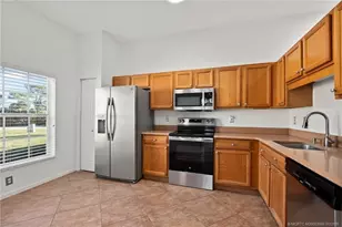 581 NW Broken Oak Trail, Jensen Beach, FL 34957 - Photo 17