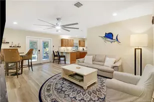 509 SW South Carolina Dr, Stuart, FL 34994 - Photo 5