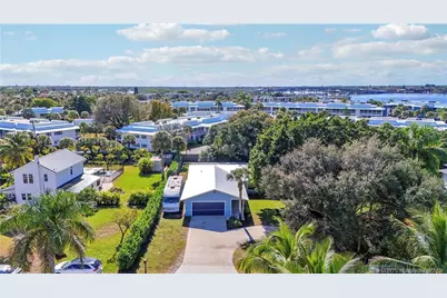 509 SW South Carolina Drive, Stuart, FL 34994 - Photo 43