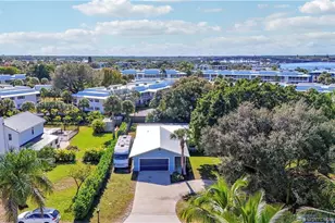 509 SW South Carolina Dr, Stuart, FL 34994 - Photo 43