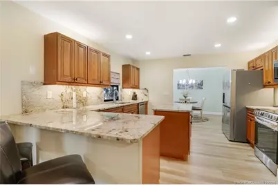 509 SW South Carolina Drive, Stuart, FL 34994 - Photo 11