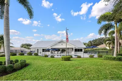6266 SE Oakmont Place, Stuart, FL 34997 - Photo 9