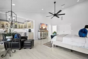 6266 SE Oakmont Pl, Stuart, FL 34997 - Photo 37