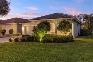 1171 SE Kirk St, Stuart, FL 34997 - Photo 7