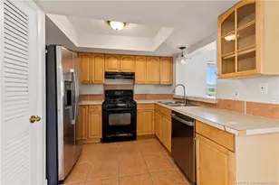 643 SE Harborview Dr, Port Saint Lucie, FL 34983 - Photo 17