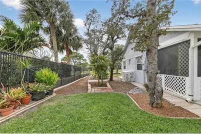 9496 SE Park Street, Hobe Sound, FL 33455 - Photo 5