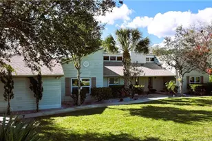 1672 SW Sand Trap Crescent, Palm City, FL 34990 - Photo 5