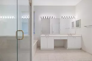 1052 SE Westminster Pl, Stuart, FL 34997 - Photo 27