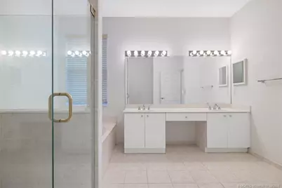 1052 SE Westminster Place, Stuart, FL 34997 - Photo 27