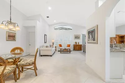 1052 SE Westminster Place, Stuart, FL 34997 - Photo 5