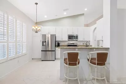 1052 SE Westminster Place, Stuart, FL 34997 - Photo 13