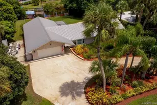 511 SE Krueger Pkwy, Stuart, FL 34996 - Photo 3