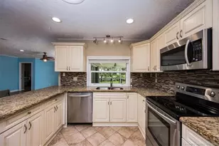 511 SE Krueger Pkwy, Stuart, FL 34996 - Photo 17