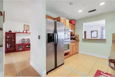 401 SW Ewing Avenue, Port Saint Lucie, FL 34983 - Photo 11