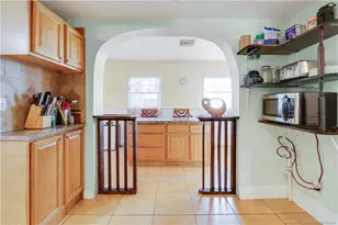 401 SW Ewing Ave, Port Saint Lucie, FL 34983 - Photo 13