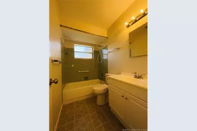 2031 SE Jackson Street, Stuart, FL 34997 - Photo 13