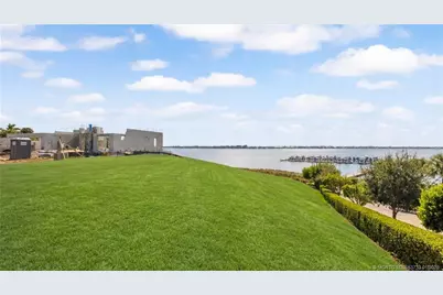 1311 NE Langford Lane, Jensen Beach, FL 34957 - Photo 11