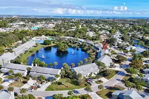 3294 NE Holly Creek Dr, Jensen Beach, FL 34957 - Photo 31