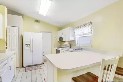 6018 Travelers Way, Fort Pierce, FL 34982 - Photo 9