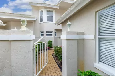 2382 SW Foxpoint Way, Palm City, FL 34990 - Photo 5