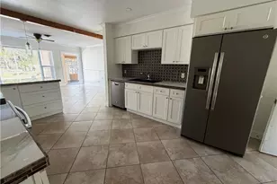 820 NW 10th Terrace, Stuart, FL 34994 - Photo 5