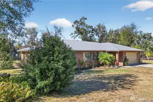 3019 SE Creekwood Terrace, Arcadia, FL 34266 - Photo 3