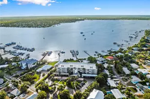 625 NW North River Dr, Stuart, FL 34994 - Photo 45