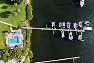 625 NW North River Dr, Stuart, FL 34994 - Photo 35