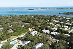 5290 SE Seascape Way, Stuart, FL 34997 - Photo 3