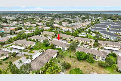 2950 SE Ocean Boulevard #135-7, Stuart, FL 34996 - Photo 23