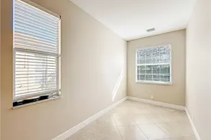 211 SW Deleon Springs Dr, Port Saint Lucie, FL 34986 - Photo 25