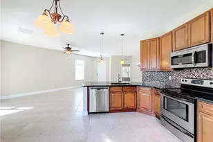 211 SW Deleon Springs Dr, Port Saint Lucie, FL 34986 - Photo 5